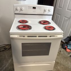 AMANA ELECTRIC STOVE WORKS GREAT ESTUFA ELÉCTRICA