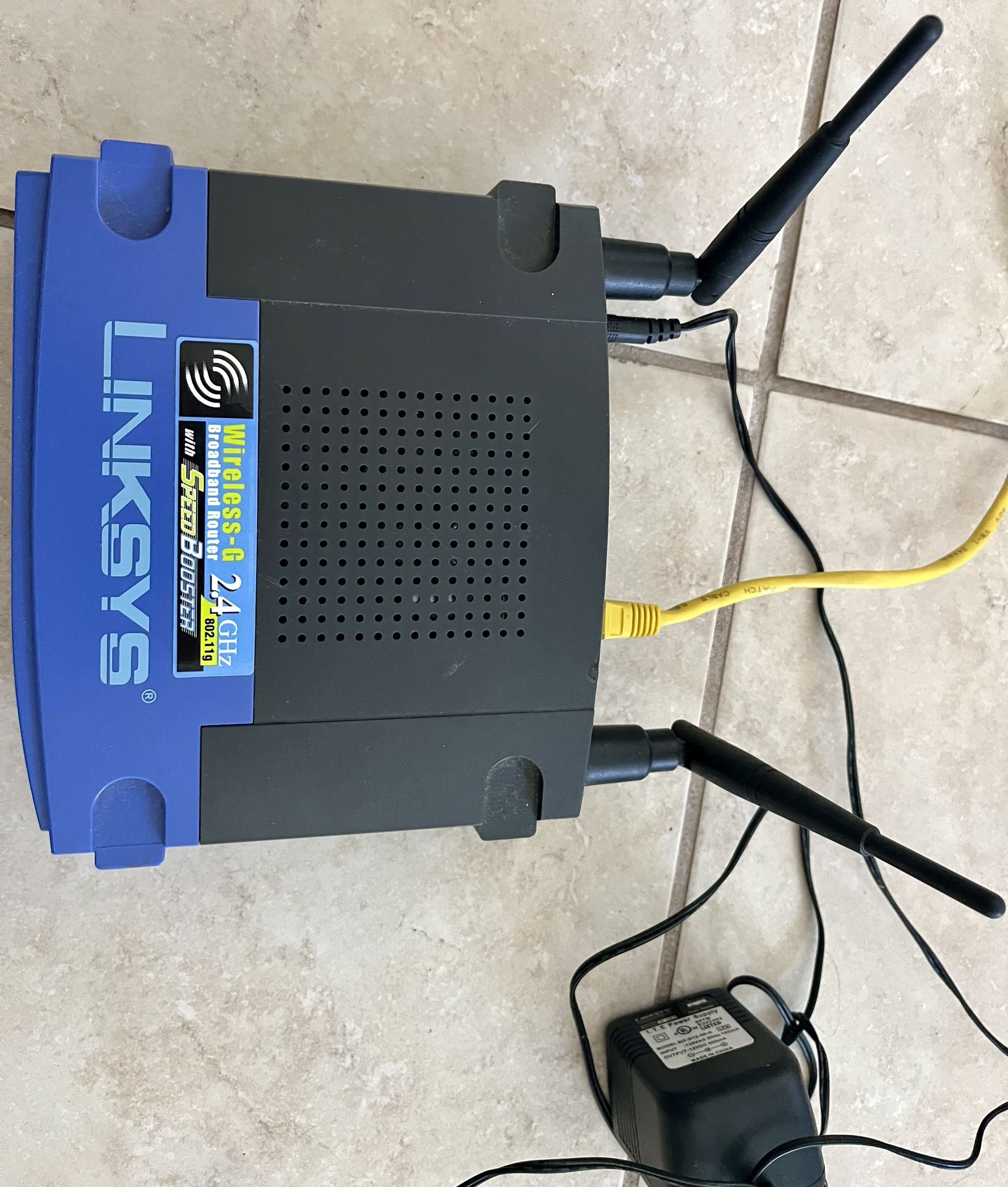 Linksys Wireless-G 2.4 GHz 54Mbps Broadband Router