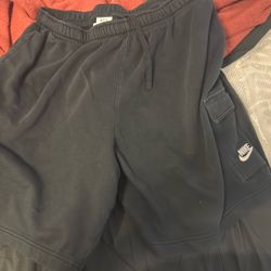 mens black nike shorts 