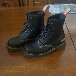 Dr Martens 1460 Pride Boots