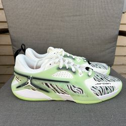 Size 13 Men Jordan Heir Basketball Shoes