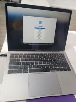 ON SALE NOW! Macbook air Rentina 13 inch Core I5 - 90 day warranty included!