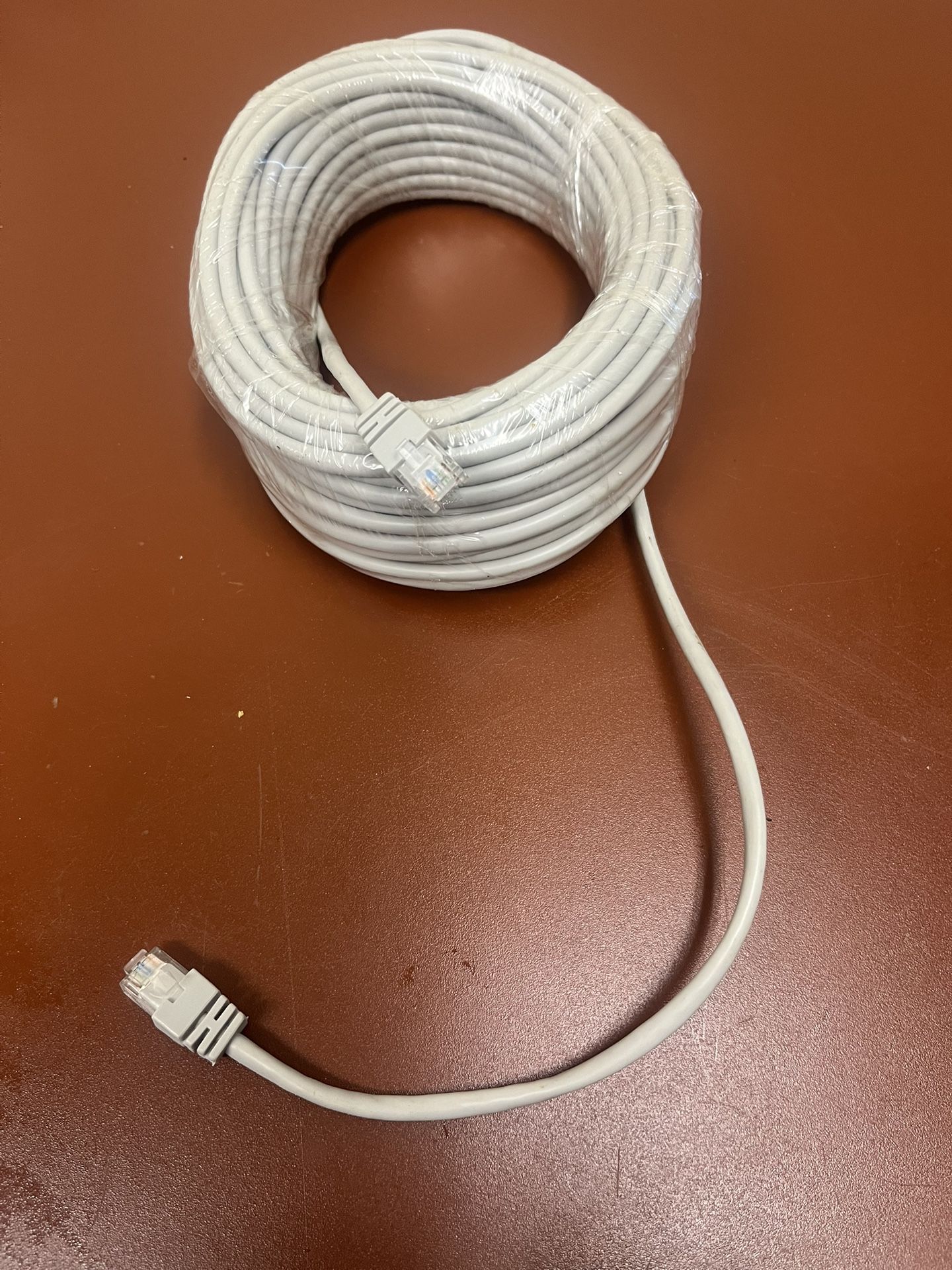 Listing for a CAT5 Cat6 internet cable 60 ft long: โก High-Speed 60 ft Ethernet Cable - CAT5e/CAT6 Compatible Network Cord ๐ป | Feature | Detail | |---