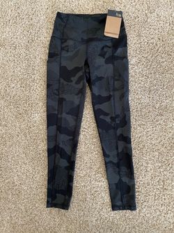 The North Face Womens  Luxe Motivation Pocket 7/8 Leggings - S