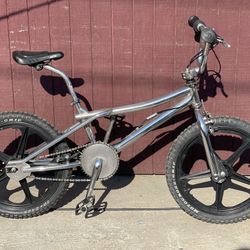 Old School BMX GT Performer