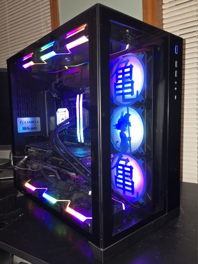 12 Core R9, RTX 4070Ti, 32gb of DDR5, 2TB SSD Custom water-cooled Gaming PC