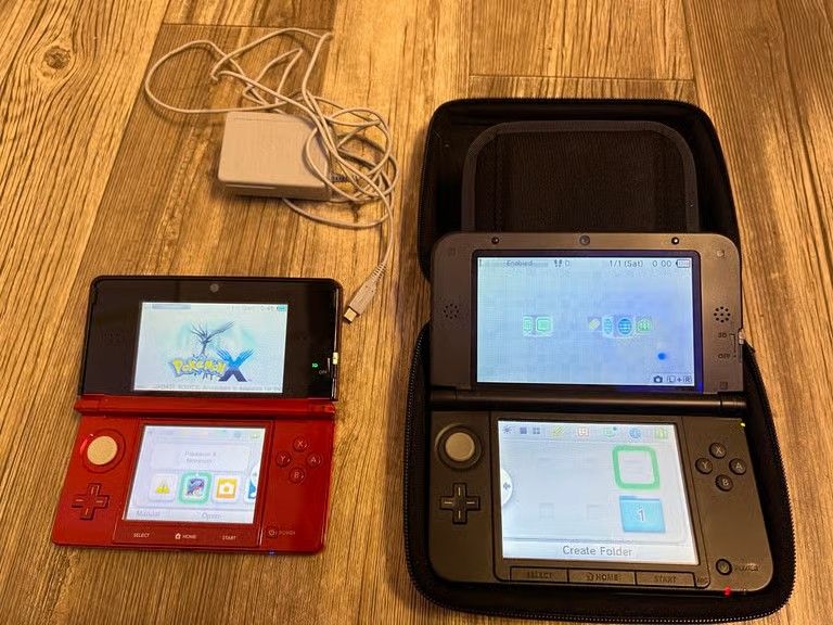 Nintendo 3DS and Nintendo 3DS XL With pokemon game and charger