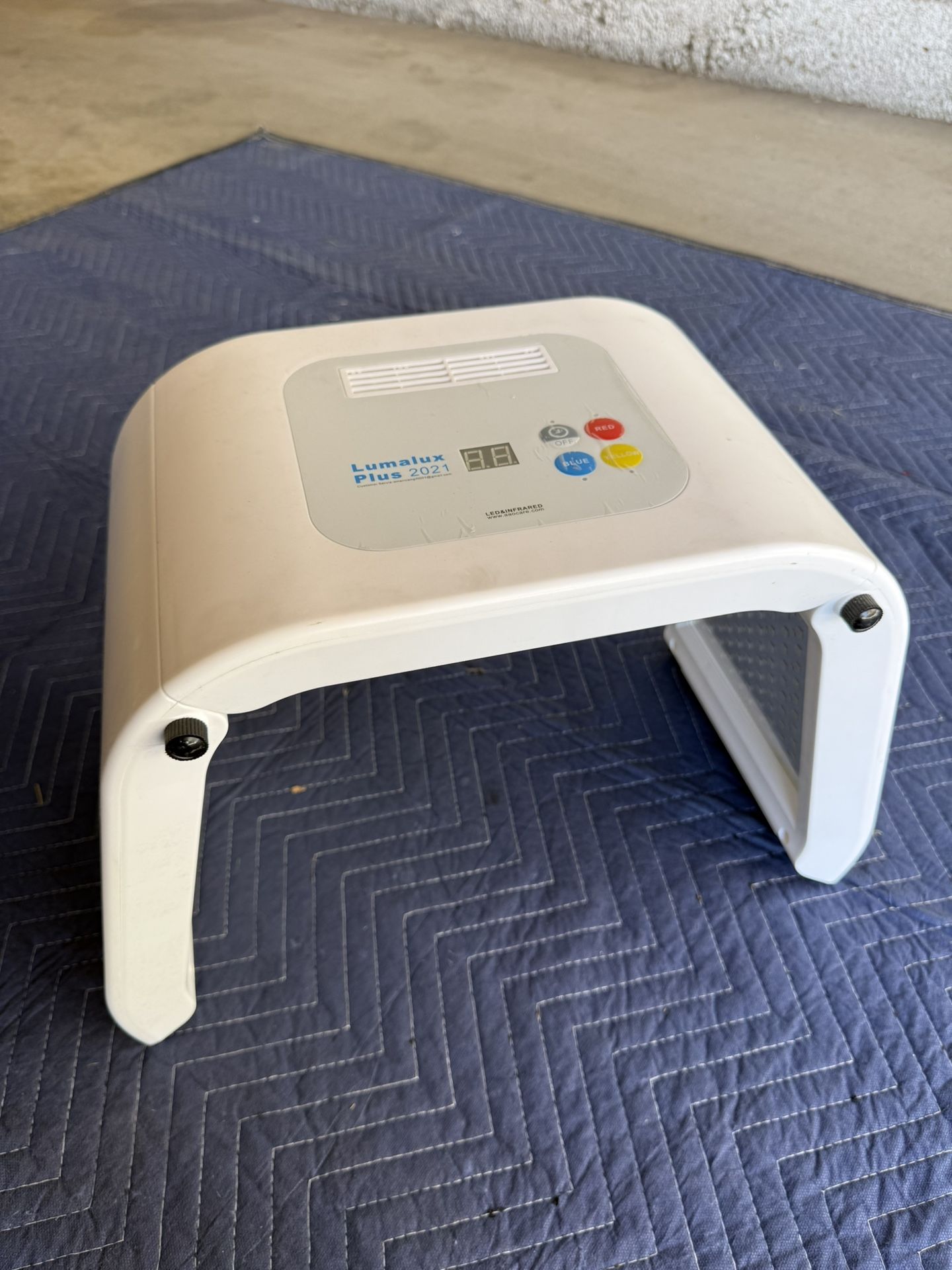Lumalux Plus 2021 - Led Face Mask Light Therapy