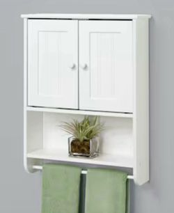 New assembled! Zenith Cottage 19.19-in x 25.63-in x 5.75-in White Bathroom Wall Cabinet