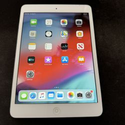 Apple iPad Mini 2 Retina 16GB A1489 ME279CH/A Silver Wi-Fi 7.9in GREAT working