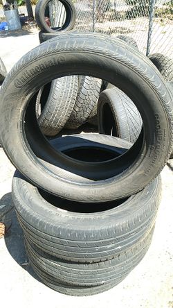 (4) matching tiresv215/55/18. Continental