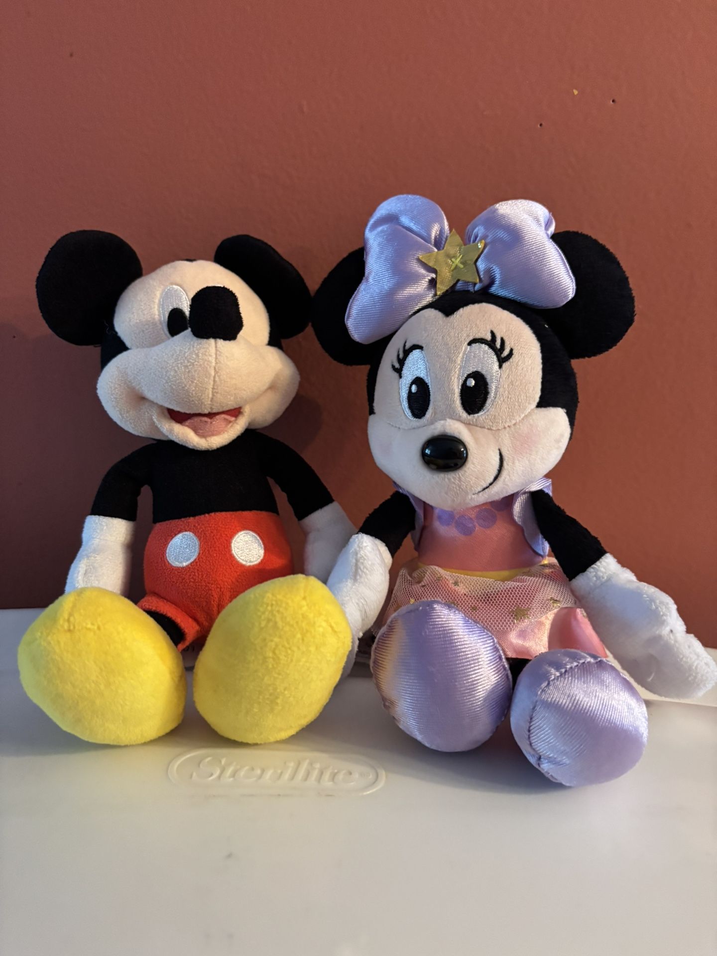 Mickey and Minnie Mouse small plushies 