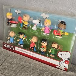 Brand New Peanuts Movie 10 Piece Characters FIgurine Collection
