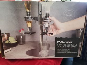 3 bottle revolving liquor dispenser
