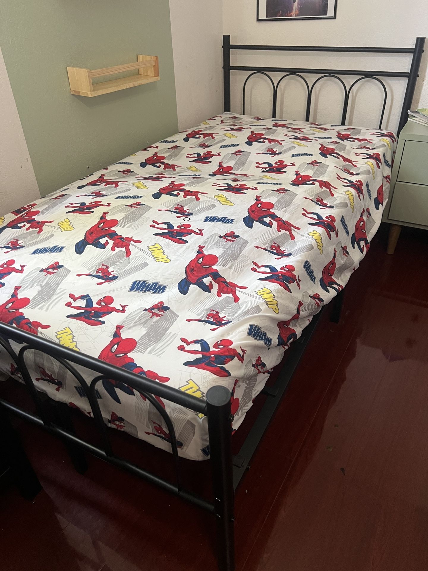Twin size Bed