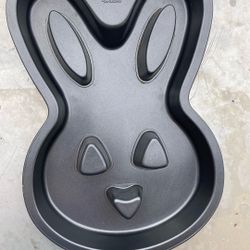 Wilton Bunny Cake Pan