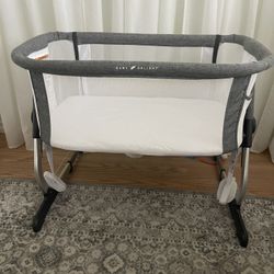 BABY BASSINET