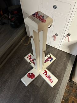 Phillies Cup or hanging holders