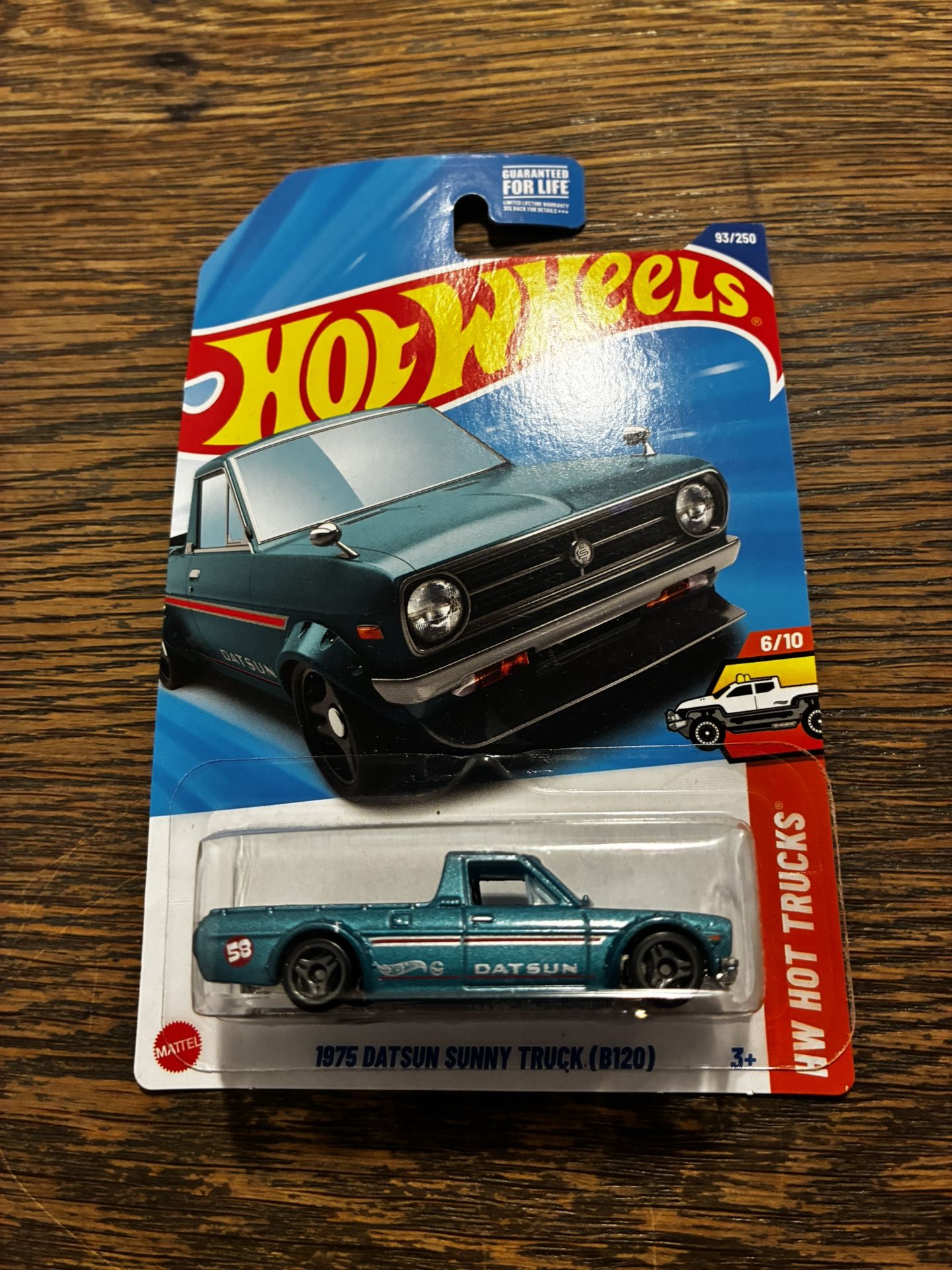 Hot Wheels HW Hot Trucks Series Teal 1975 Datsun Sunny Truck