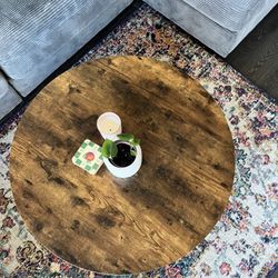 Round Coffee Table 