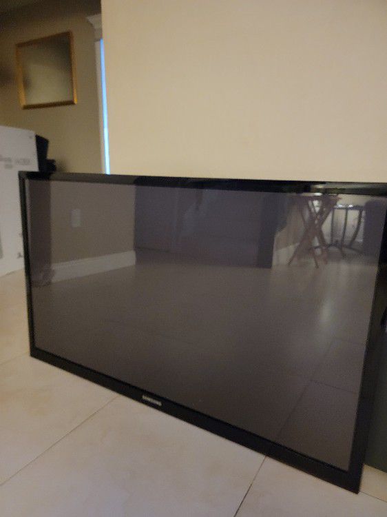 Tv Samsung  Plsama 50 Inch Flat Screen