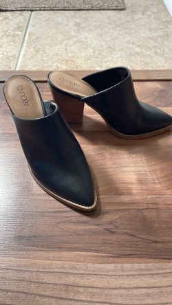 Leather Heel Mules - women’s size 6.5