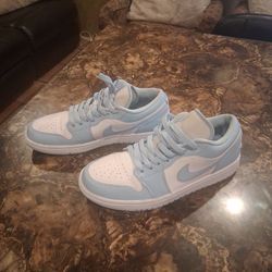 Low JORDAN 💯 AUTHENTIC 8.5 MEN'S 