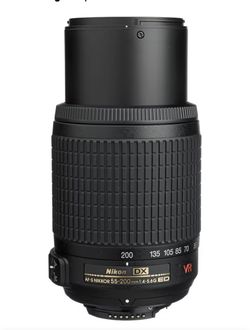 Nikon AFS DX VR ZoomNikkor 55200mm f456G IFED Telephoto Zoom Lens Black