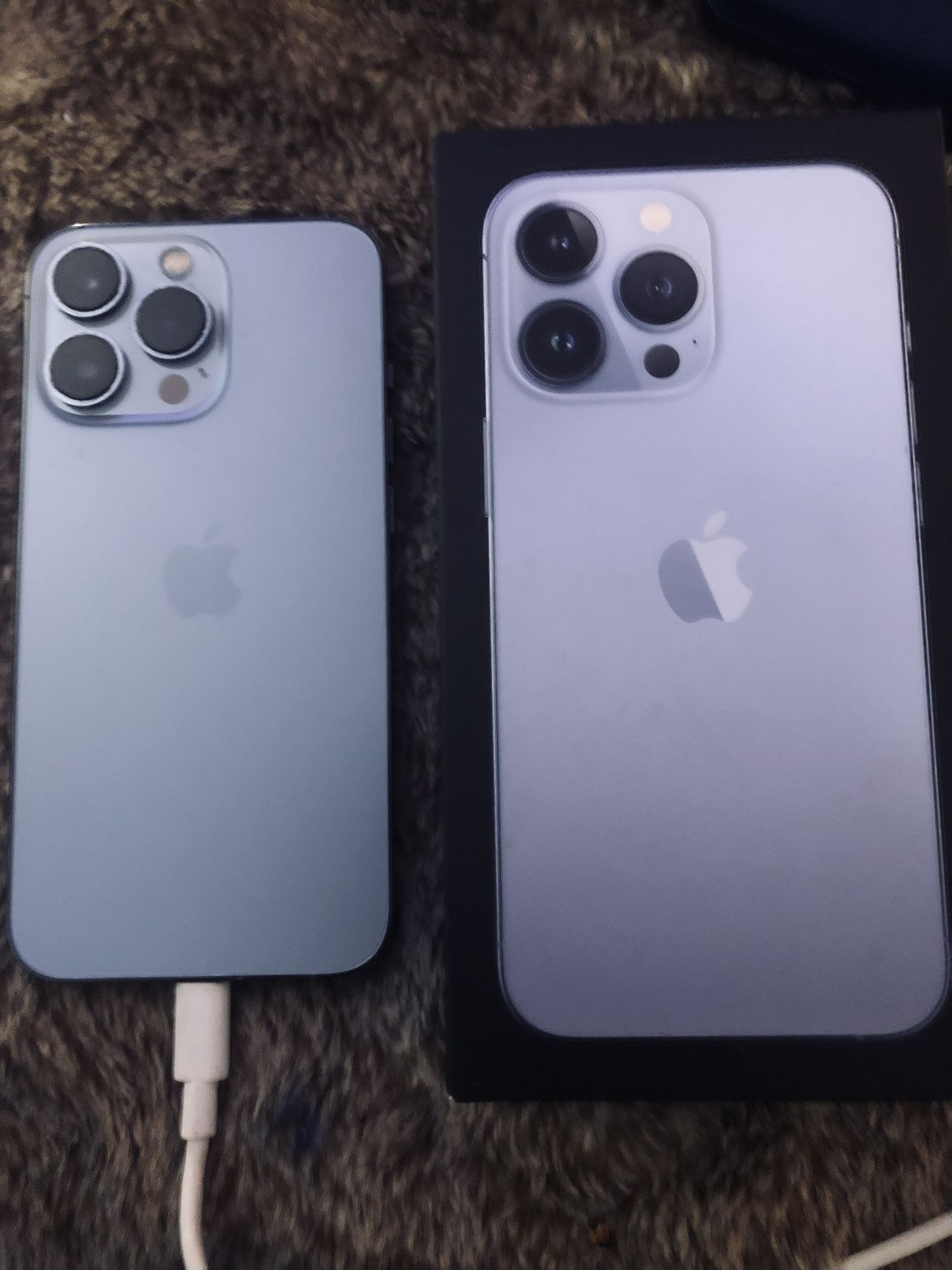 LIKE NEW!! iPhone 13 PRO 128 Gig Open Box New Condition