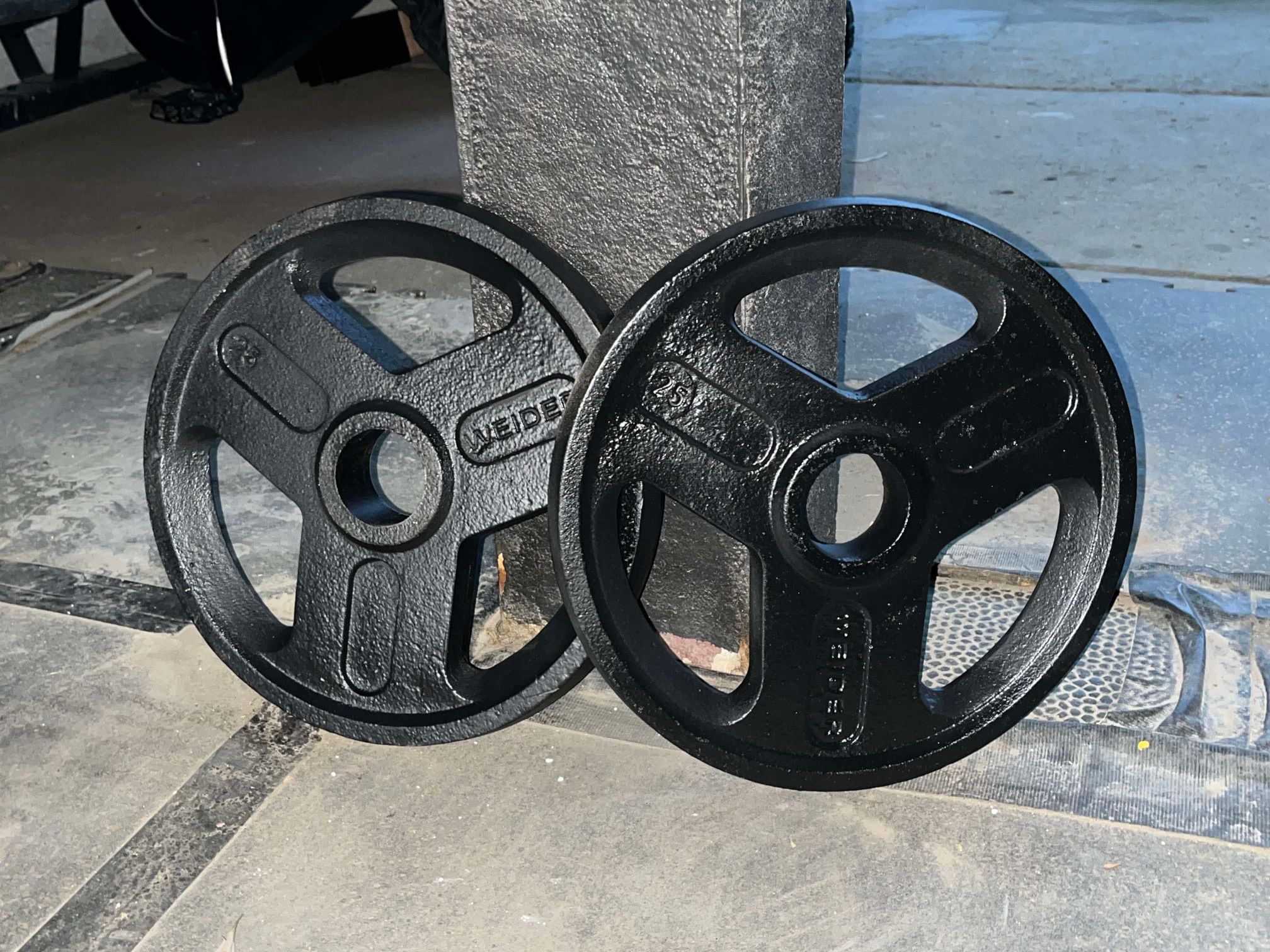 Pair of Weider 25lbs (2”Olympic) Metal Weight Plates