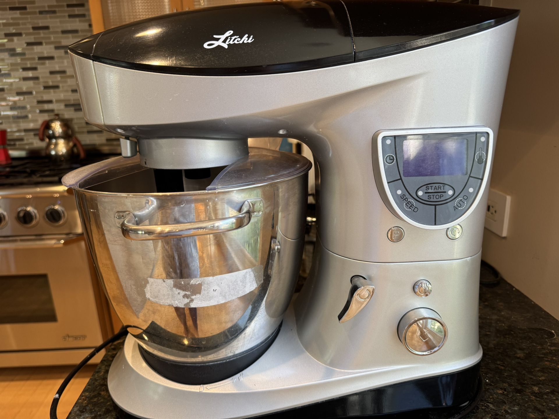 Litchi 5.5 Quart Tilt-Head Stand Mixers