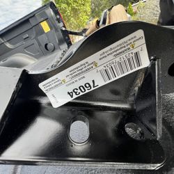 Draw-Tite 76034 class 3 trailer hitch