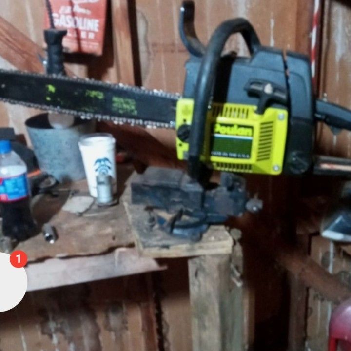 Poulan 3500 Chainsaw 20in Bar....