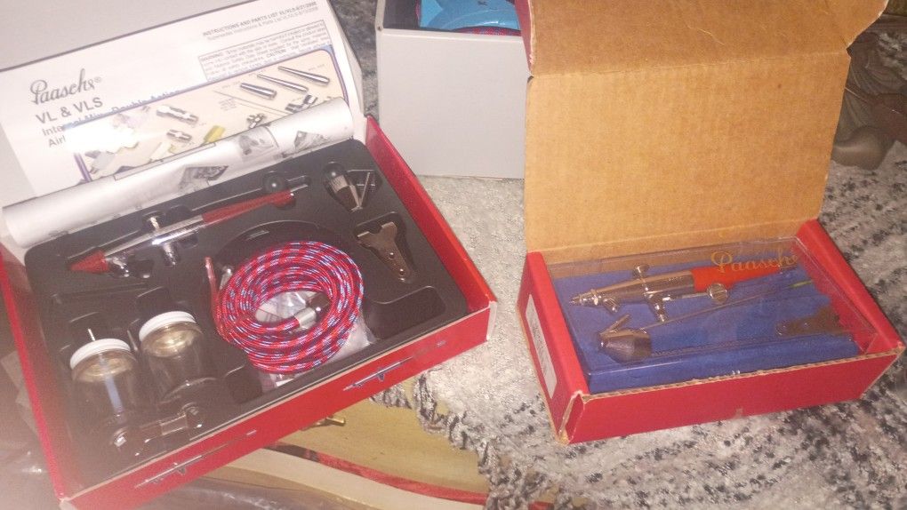 2 AirBrush Kits With Air Compressor