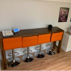 Bar Table & Stools