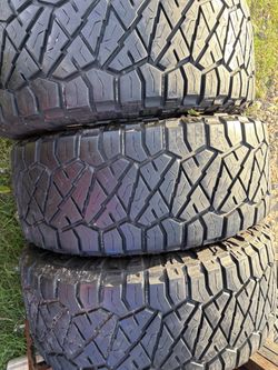 33x12.50R18