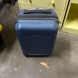 Carry On Roller Suitcase