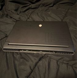 Alienware M15 R6
