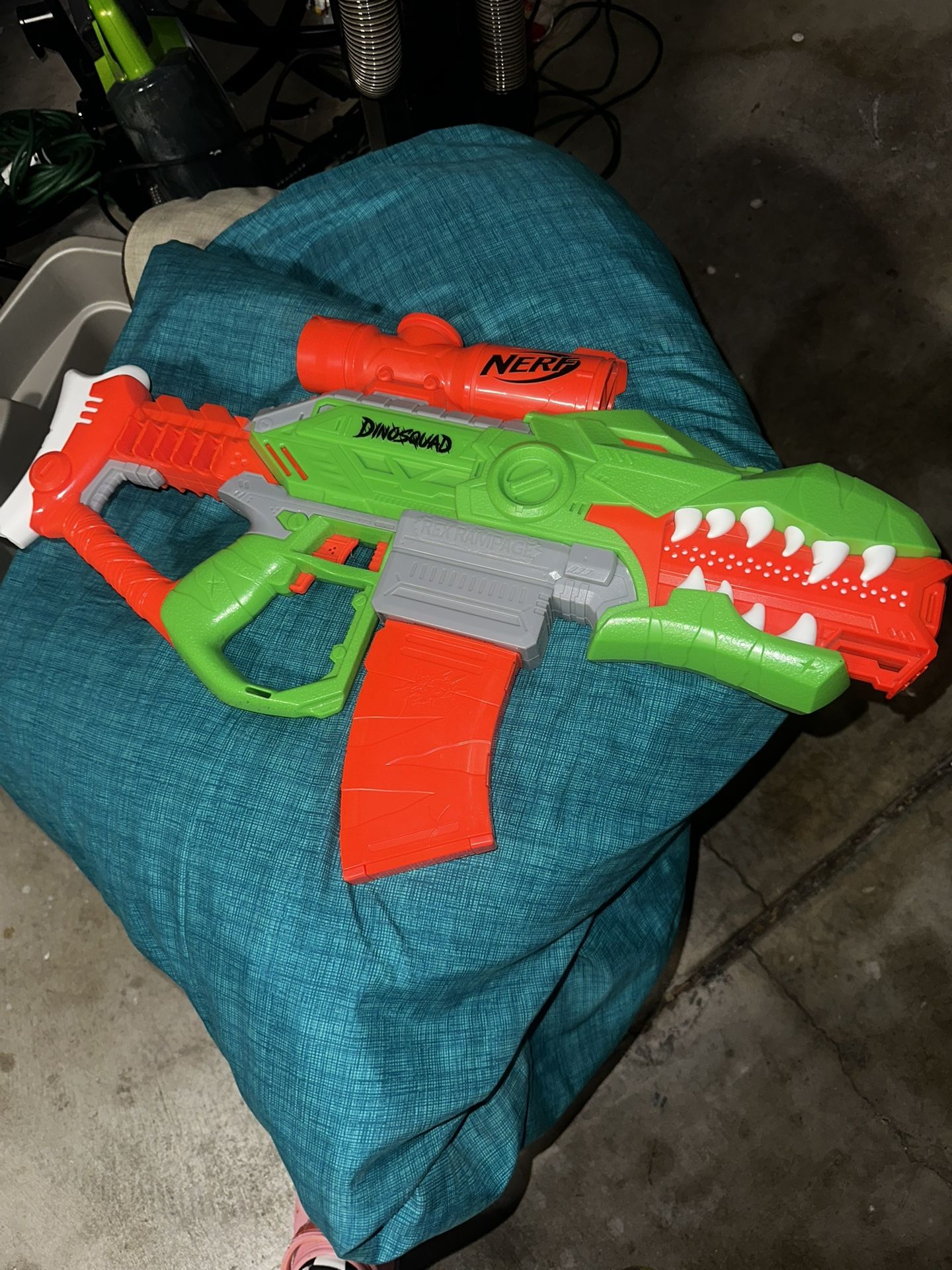 Dinosaur Nerf Gun