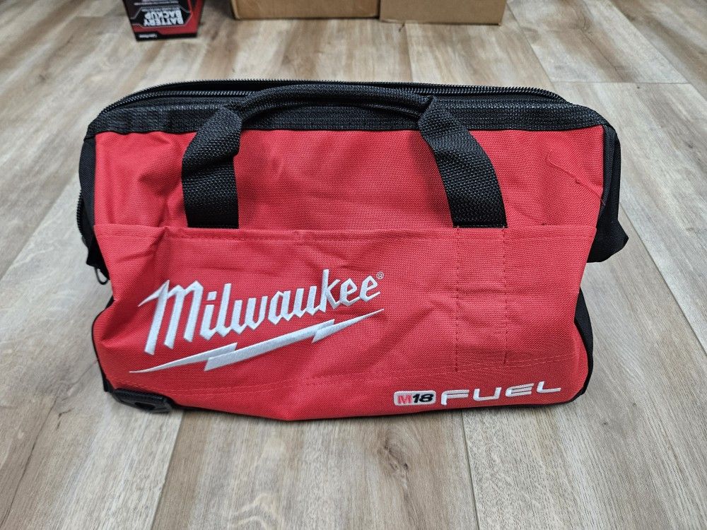 NEW Milwaukee M18 Fuel 16" Medium Tool Bag With Pockets. One for $20, Two for $35, Three for $45