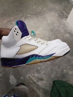 Grape 5 Jordan size 10.5