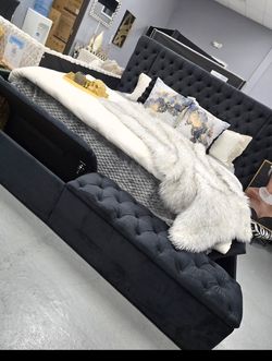 ✨️ King, Cal King, Queen Bed Frame ✨️ Furniture Sectionals, Bedrooms, Dining Avail