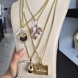 Cadenas De Oro