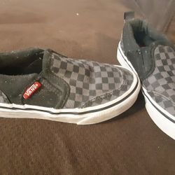 Van's Yourth Size 11