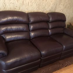 LA-Z-BOY LEATHER  COUCH , RECLINER 