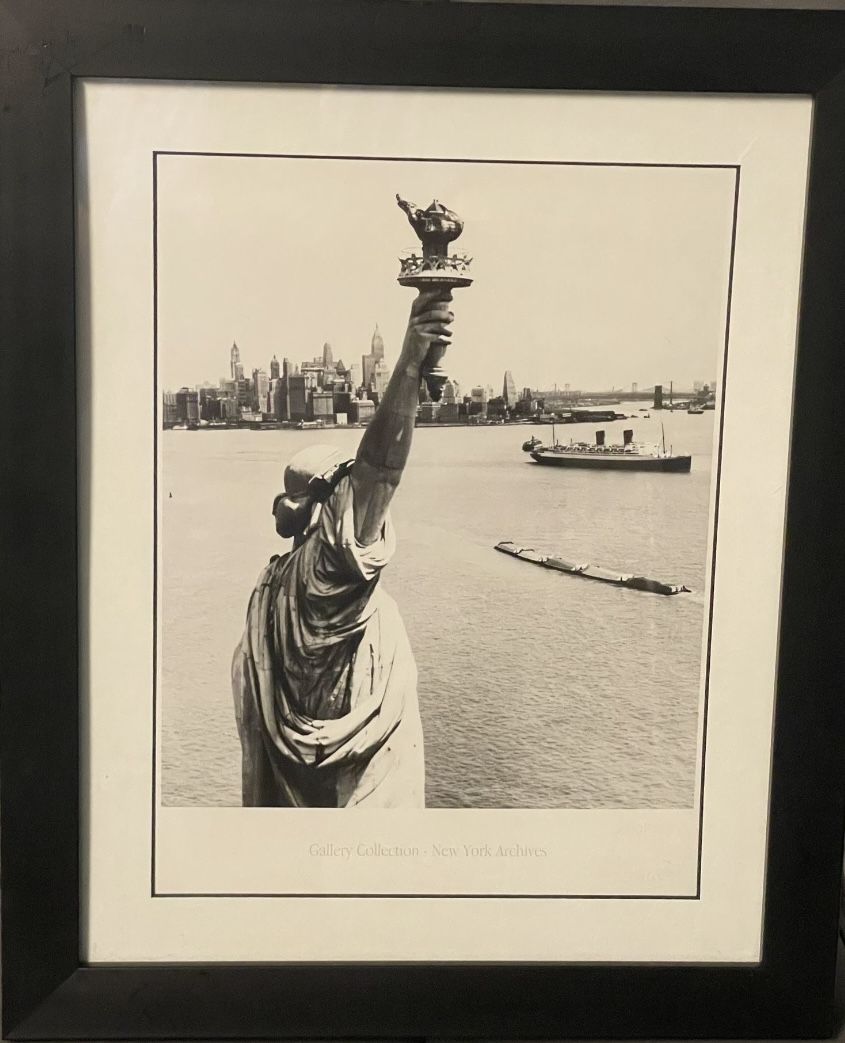 Statue Of Liberty, Vintage Wall Glass Picture- Gallery Collection, New York Archives