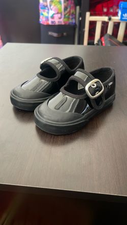 Mary Jane Vans Gothic Shine 5.5 Toddler