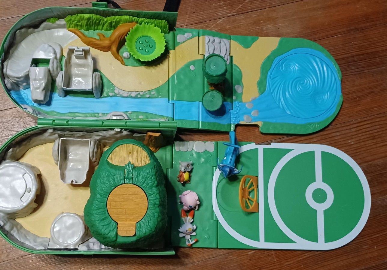 Pokemon Playset Carrying Case With 4 Figures Basketball Ball Park 2020