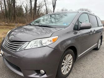 2012 Toyota Sienna