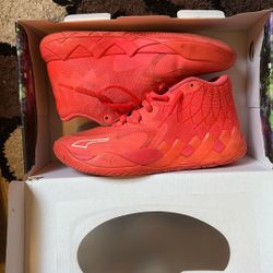 Melos Size 6 